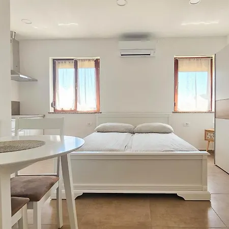 Dani 3 Apartment Umag