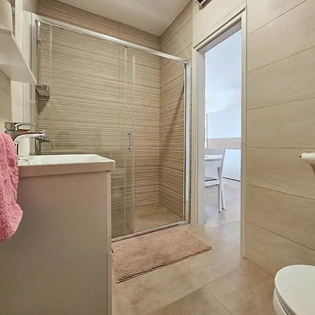 Dani 3 Apartment Umag