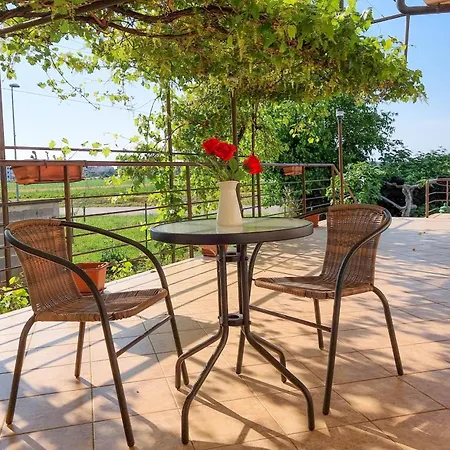 Apartment Dani 3 *